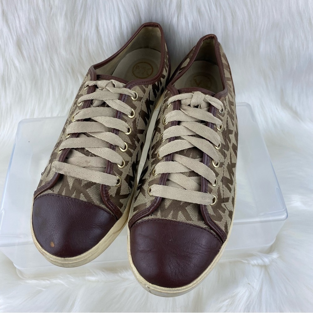 MICHAEL-Michael Kors MONÓGRAM SIGNATURE LACEUP SNEAKERS SIZE 10